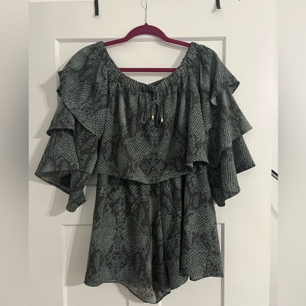 Olivaceous romper size large